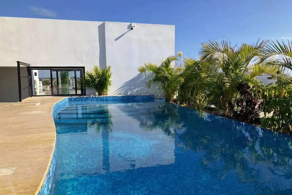 Menesse 38 Studio King Bed Roof Pool Playa Center プレヤデルカーメン 0*,  メキシコ